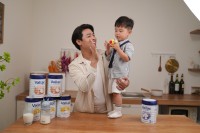 Đồ chơi cho bé 1 tuổi phát triển trí não mẹ không thể bỏ qua