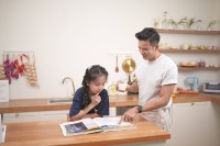 Bí quyết chọn sữa phát triển trí não cho bé 10 tuổi chuyên gia khuyên dùng